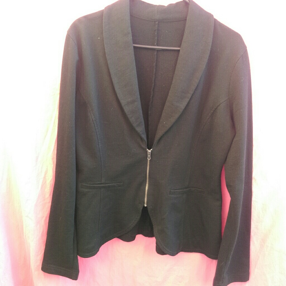 Blazer. - Picture 3 of 8